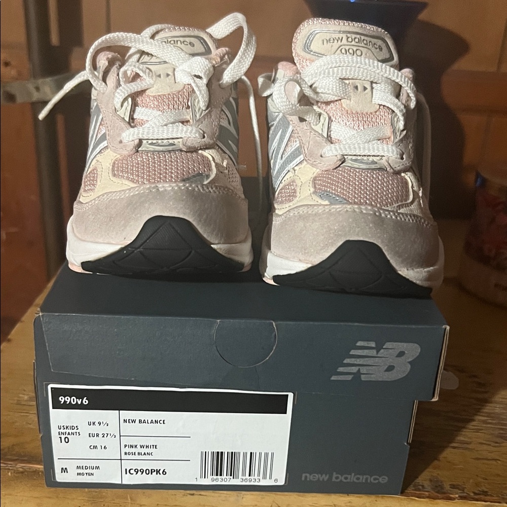 New Balance Kids' 990v6 Pink and White Sneakers